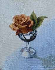 Гобелен Троянда в келиху 17х22 фото — Магазин Gobelen Art